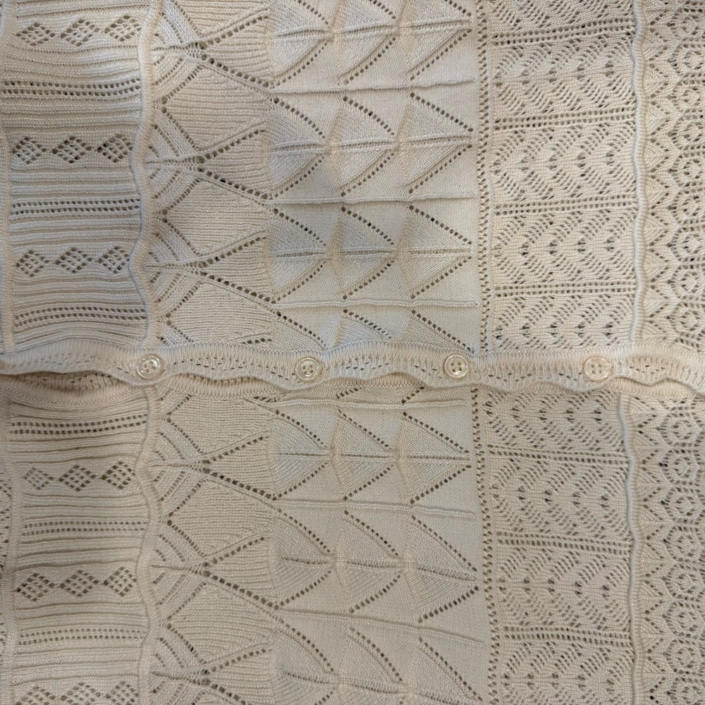Cream Sweater - Picture 5 of 5